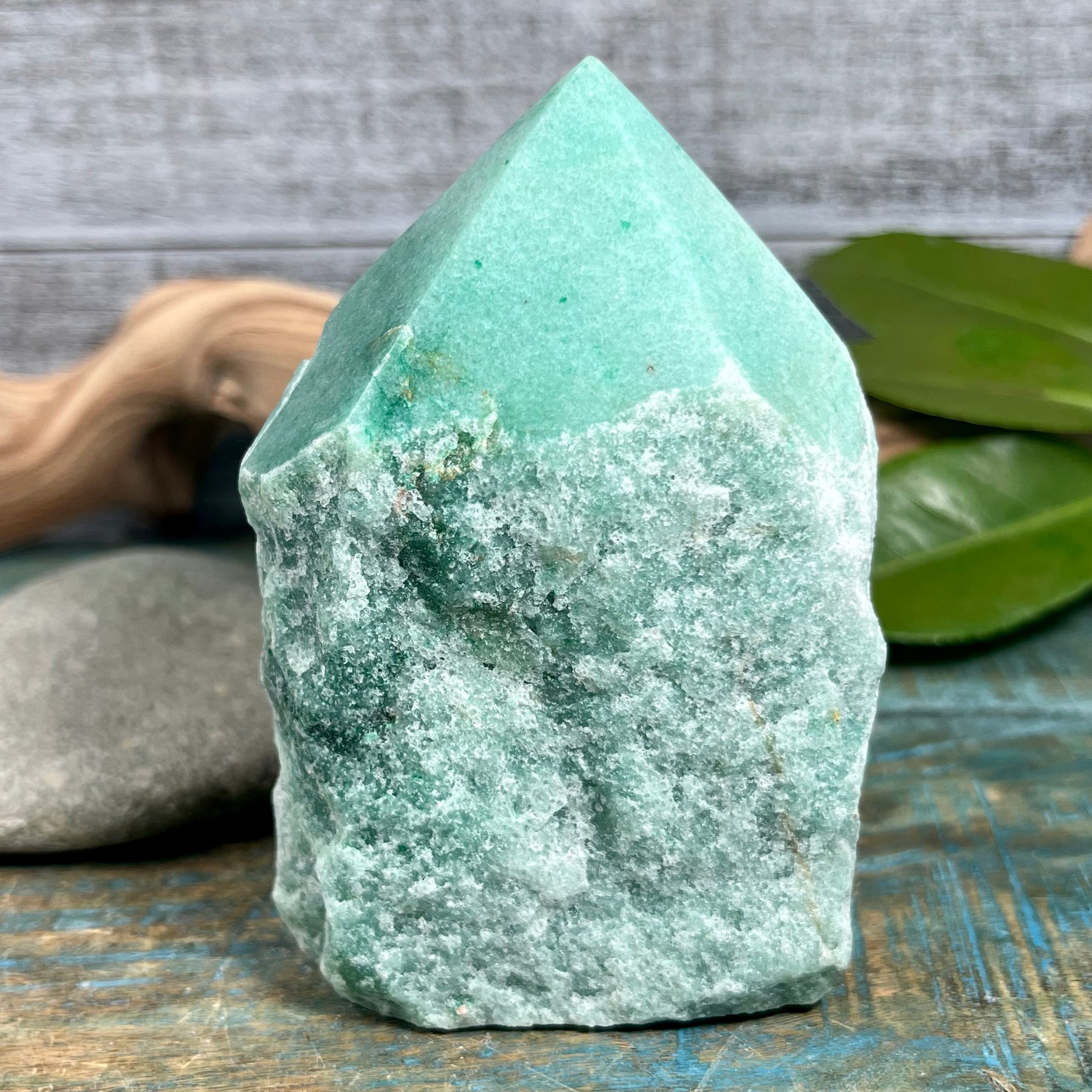 Green Aventurine point