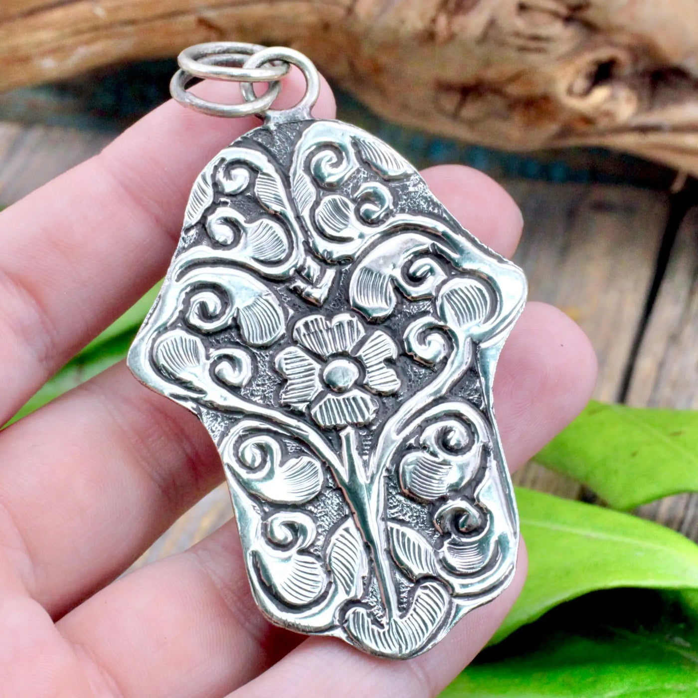 Mother of Pearl Hamsa with Evil Eye Pendant - Large