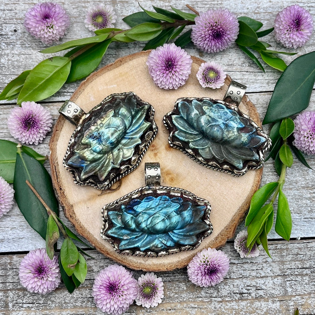 Labradorite Lotus Pendant