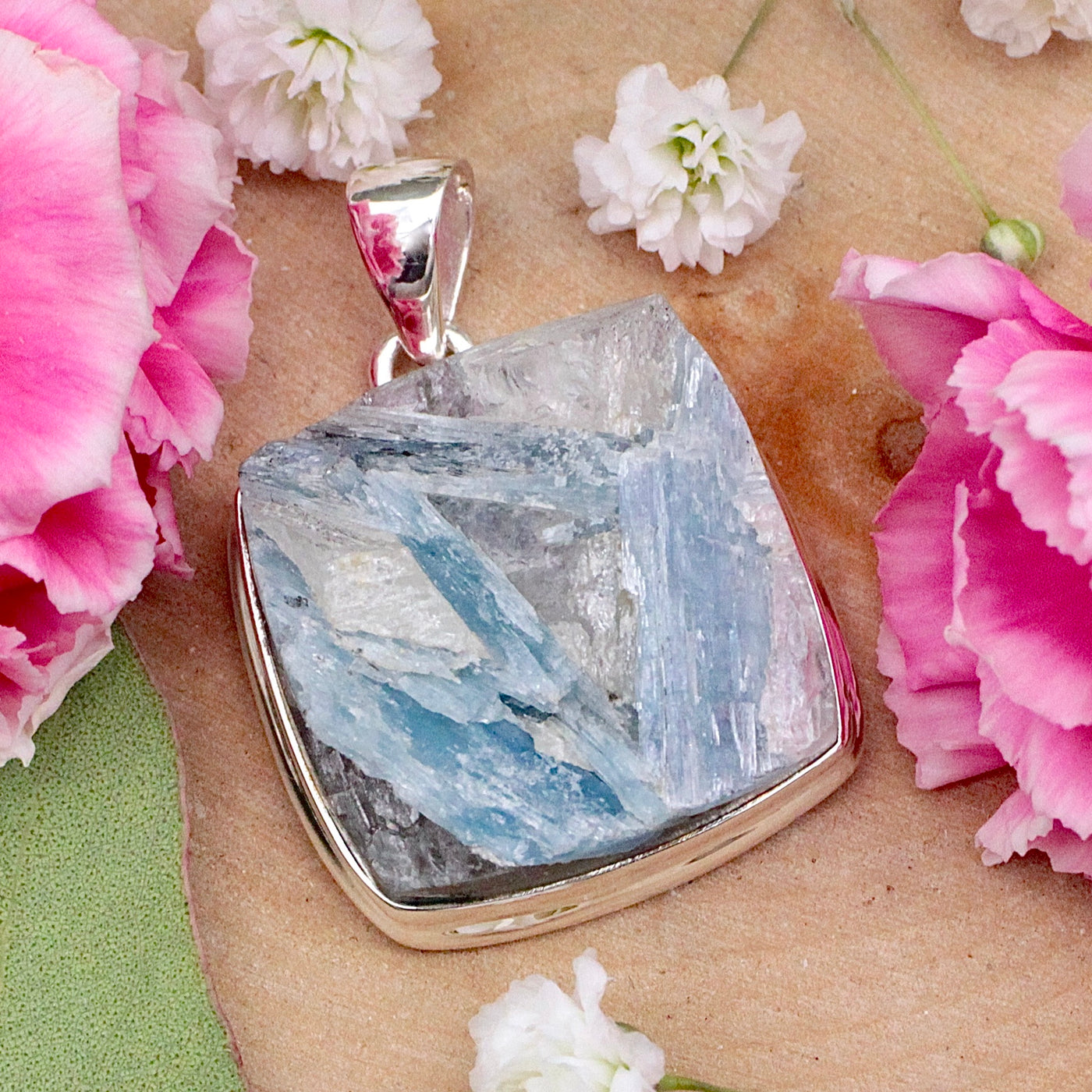 JN2639-Blue-Kyanite-Pendant-Sterling-Silver-C