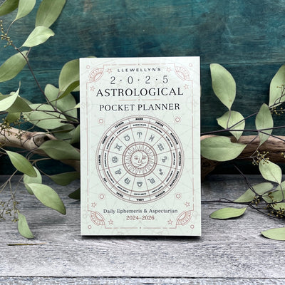 Llewellyn's 2025 Astrological Pocket Planner: Daily Ephemeris & Aspectarian 2024-2026