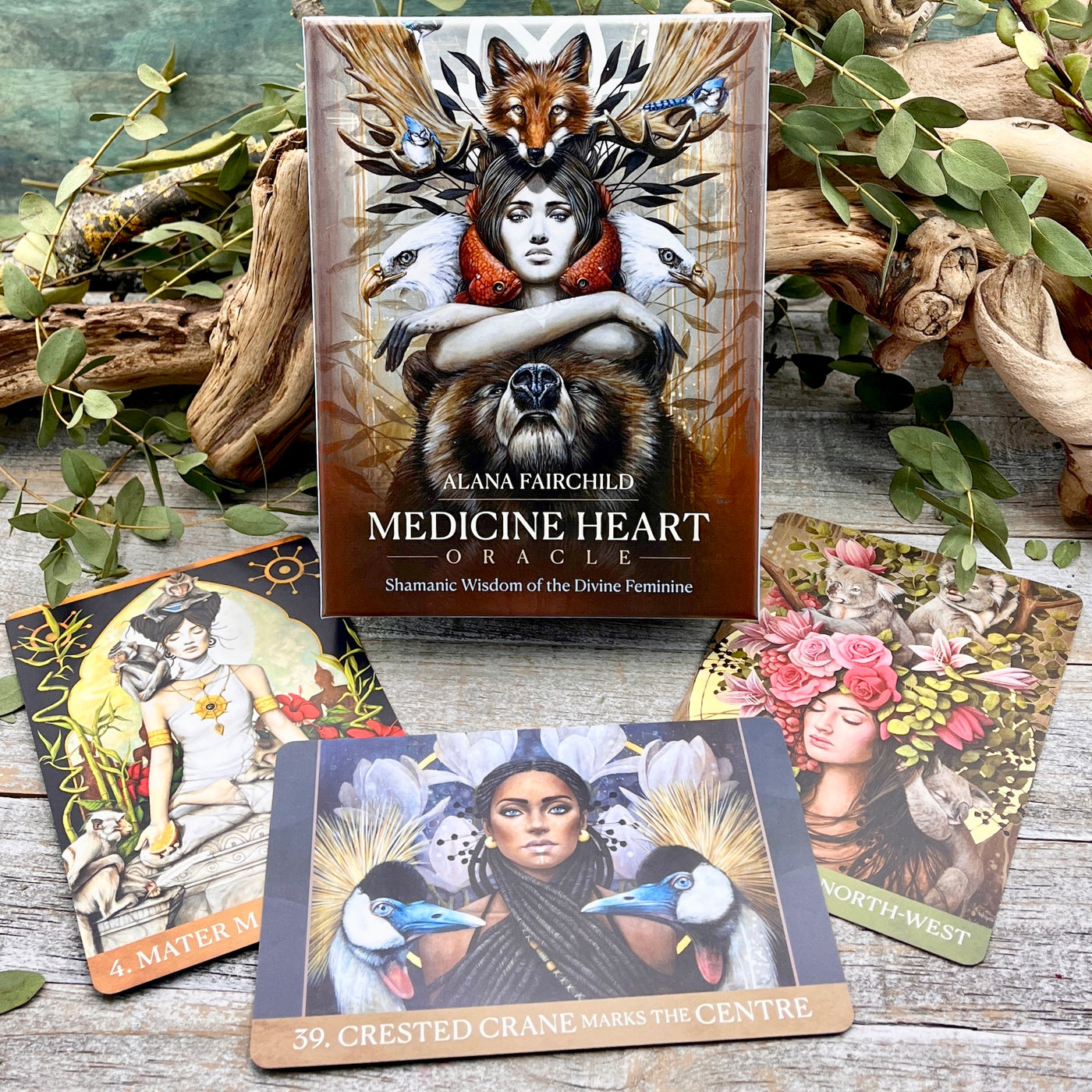 Medicine Heart Oracle: Shamanic Wisdom of the Divine Feminine