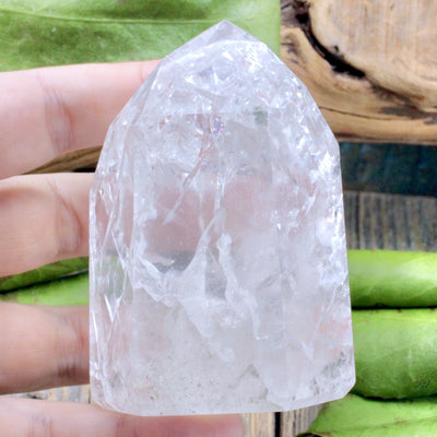 Crackle Quartz Tower