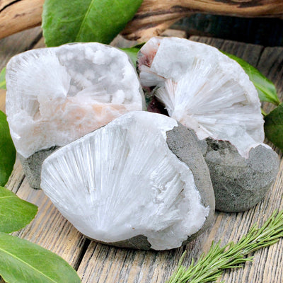 Scolecite Geode