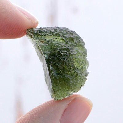 RC9556-Moldavite-Specimen-6.0g-to-6.2g-F