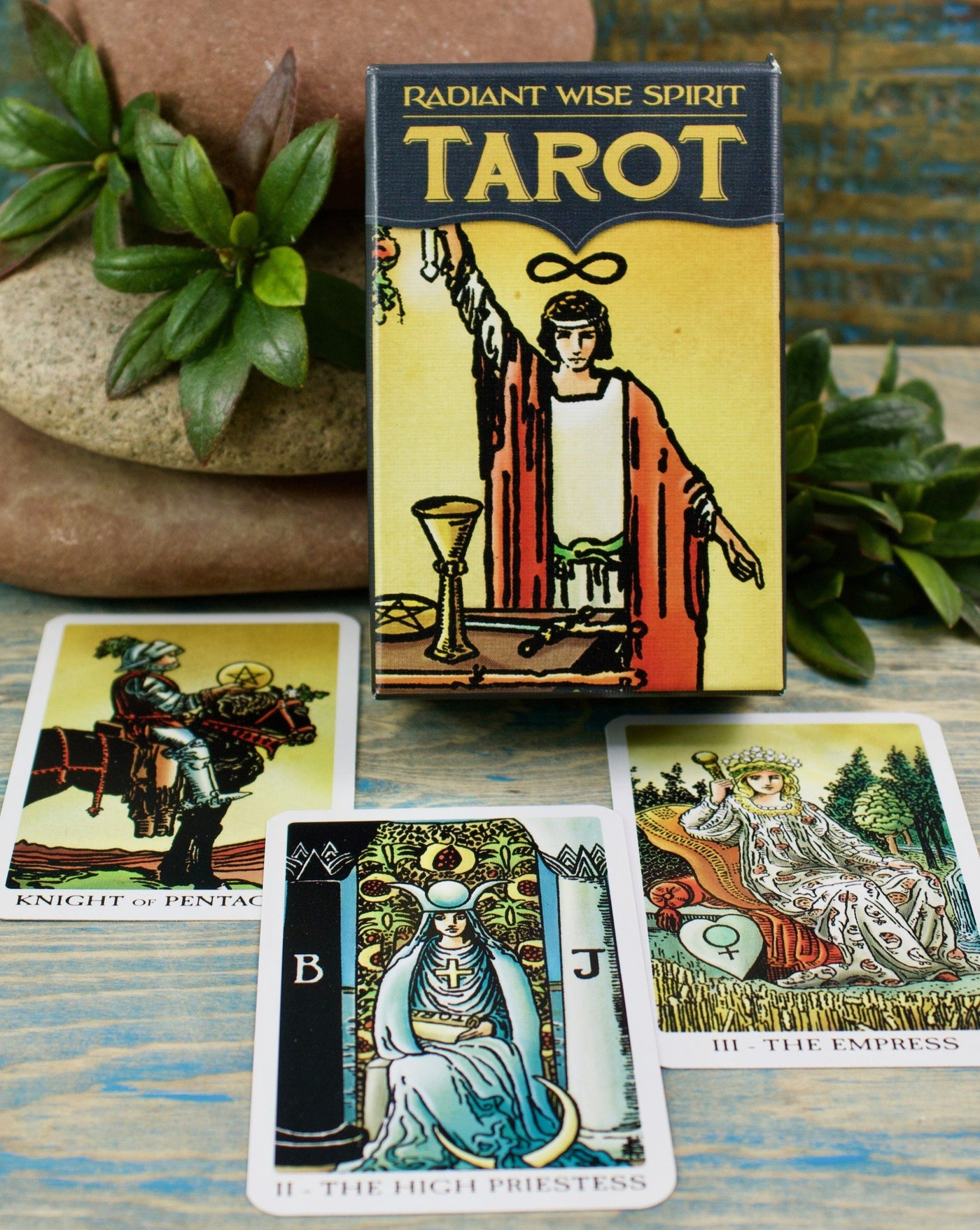 Radiant Wise Spirit Tarot Mini