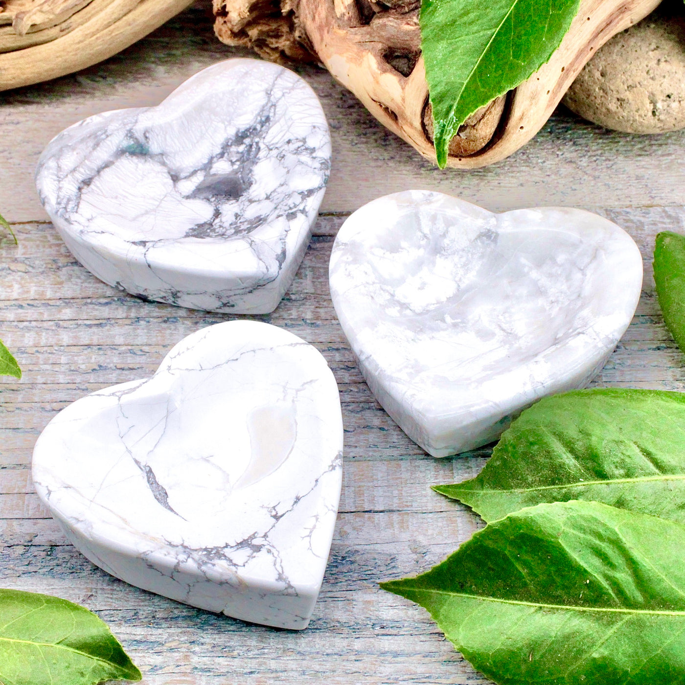 Howlite Heart Bowl