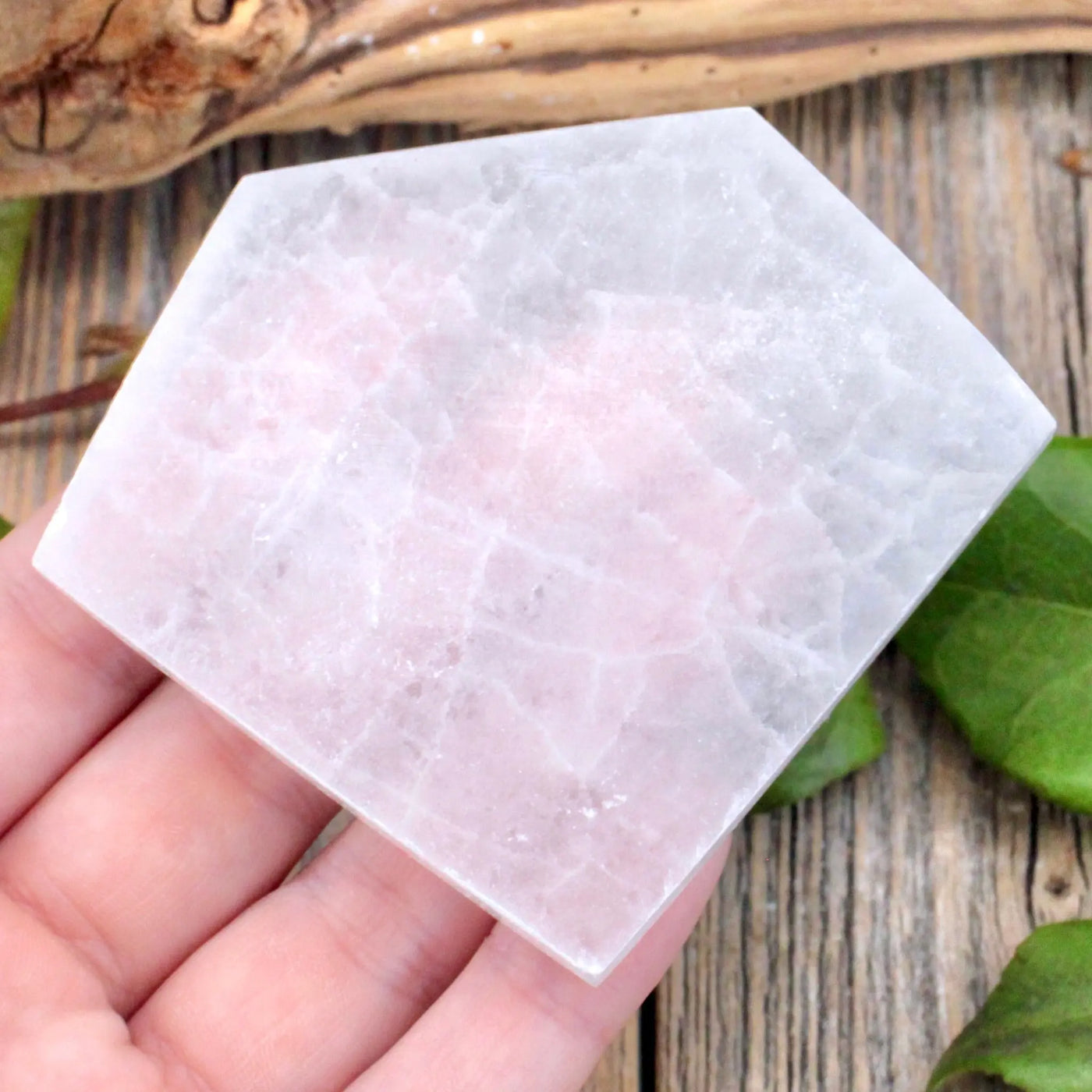 Selenite Polygon Charging Plate